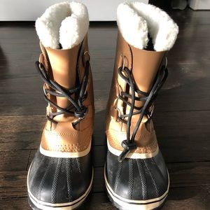 Sorel Caribou Women’s boots